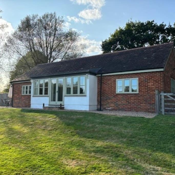 The Old Cricket pavilion, Bodiam, East Sussex House in Rother District