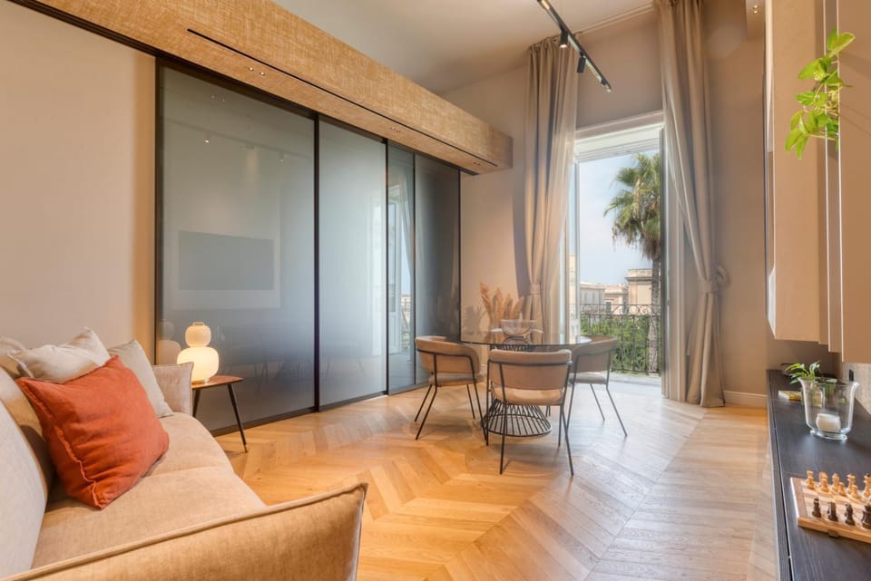 View (from property/room), Balcony/Terrace, Living room, Seating area