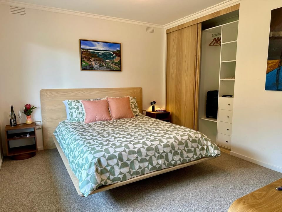 Bed, Bedroom, wardrobe