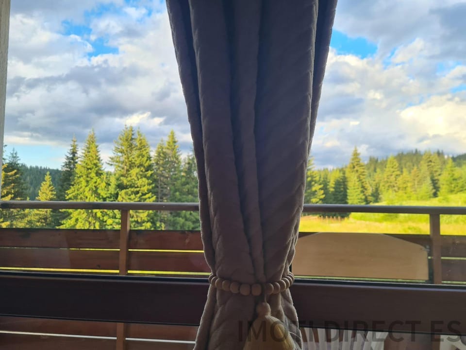 Day, Natural landscape, View (from property/room), Balcony/Terrace, Mountain view