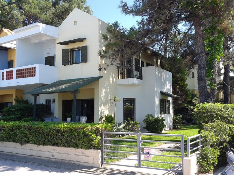 Facade/entrance, Garden view, Sea view, Family