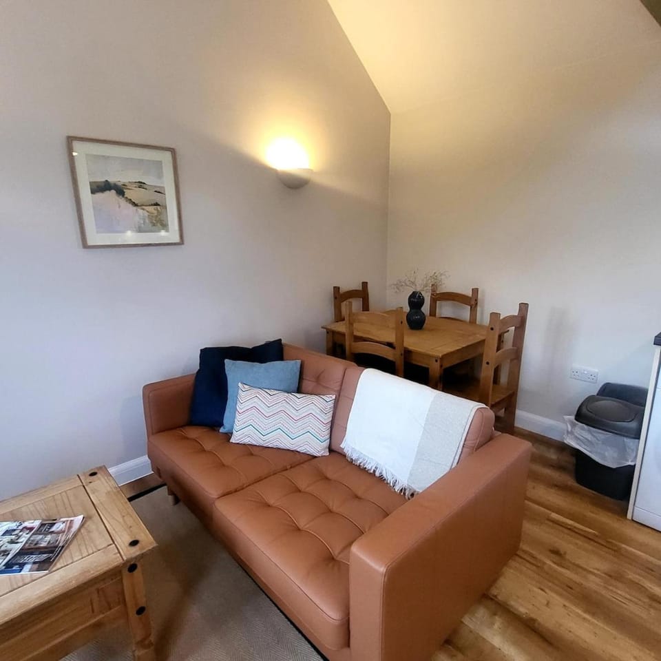 1 Abbey View Cottages, Battle, East Sussex House in Rother District