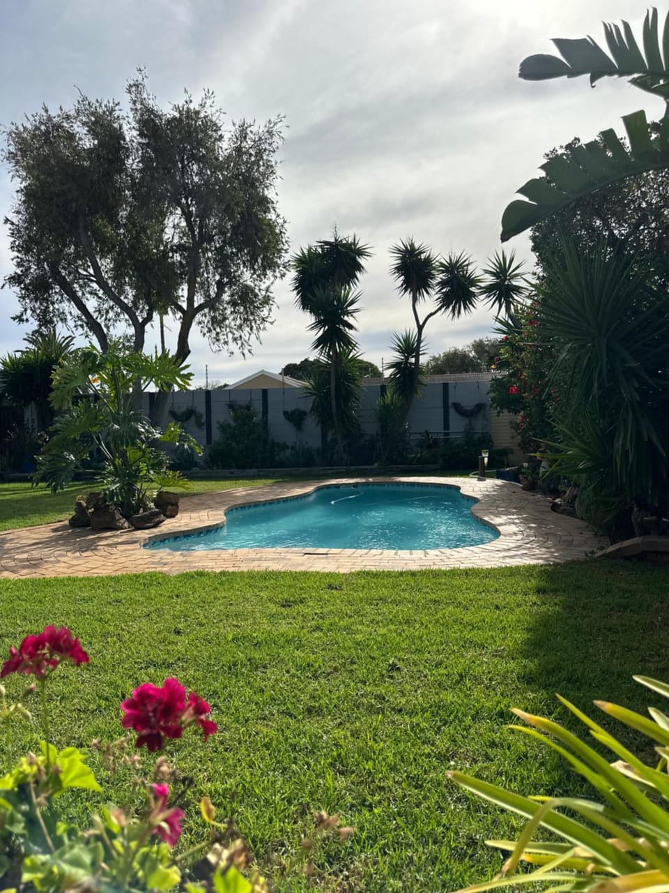 DuyneGuestHouse Bed and Breakfast in Cape Town