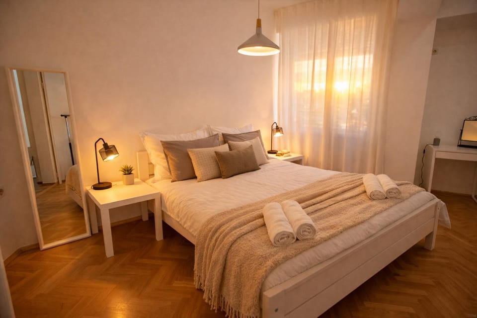 Bed, Photo of the whole room, Bedroom, towels, wardrobe