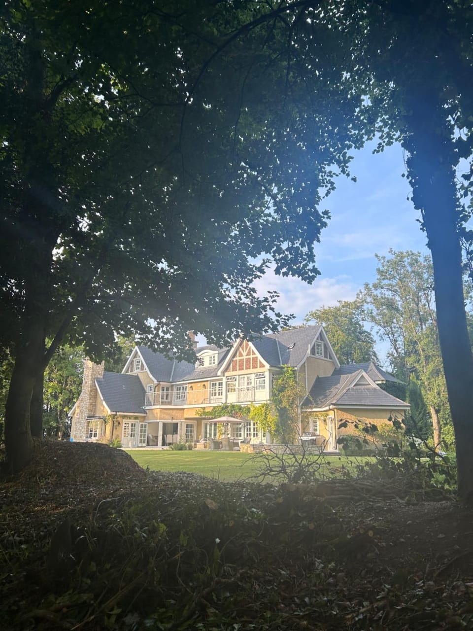 Property building, Day, Natural landscape, Garden