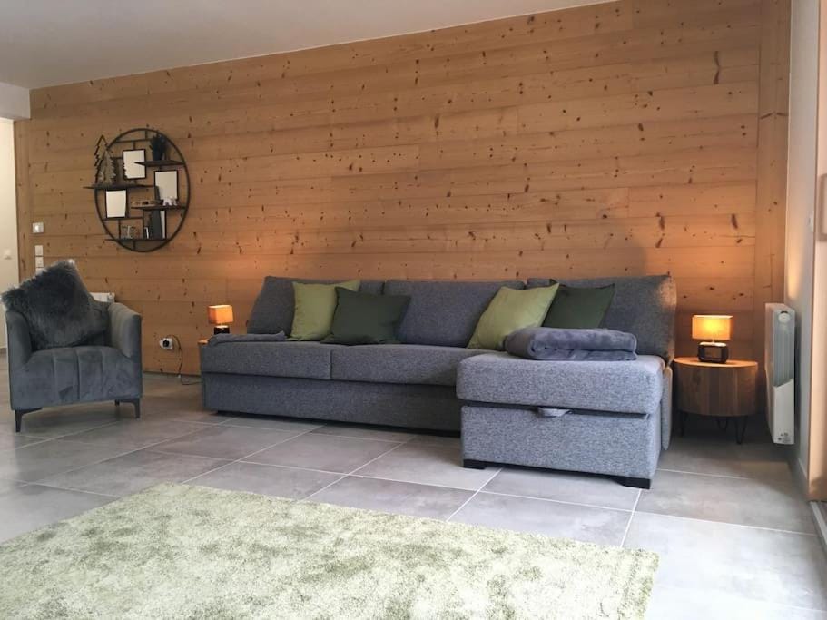 Ski in and ski out in Oz, Alpe d'Huez Apartment in Oz