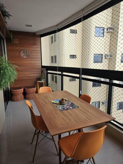Apt amplo e confortável no umarizal com bela vista da baia Apartment in Belém