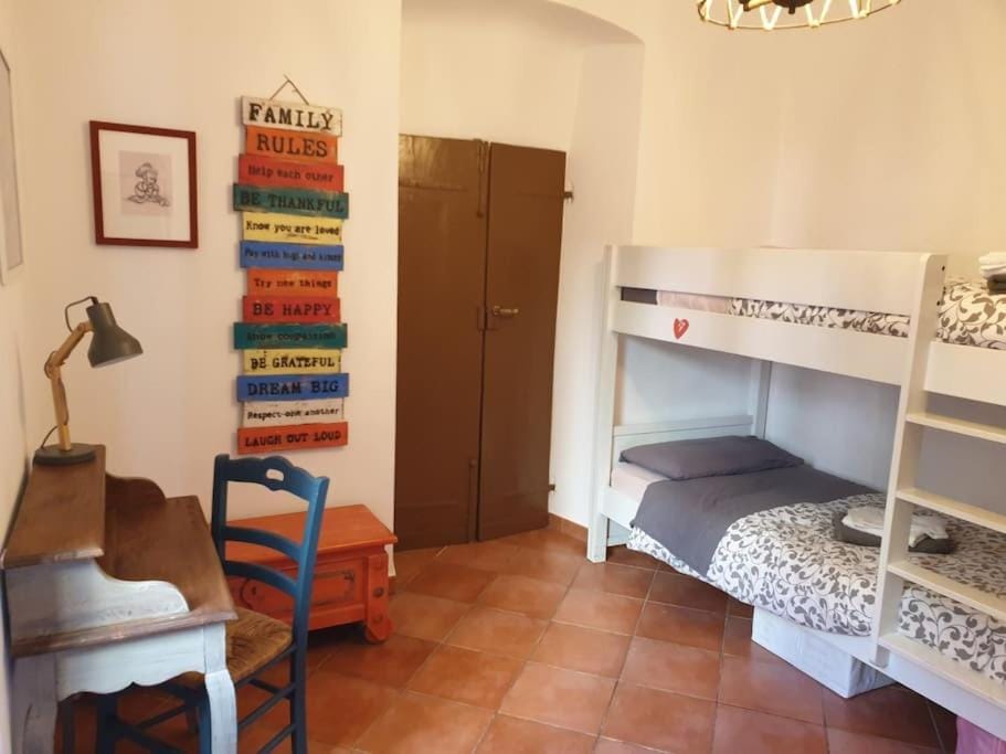 Glimpse of Paradise Beach with Parking Apartment in Liguria