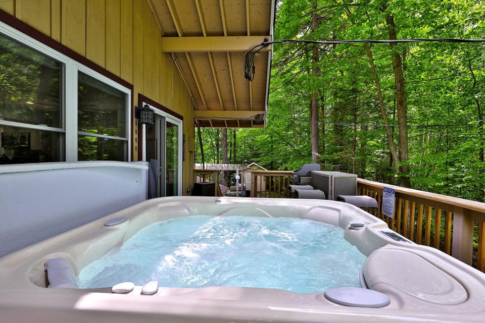 Hot Tub, Balcony/Terrace