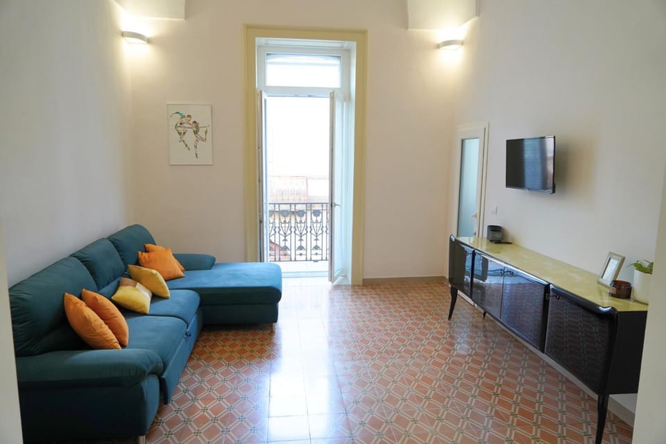 TV and multimedia, Living room, furniture