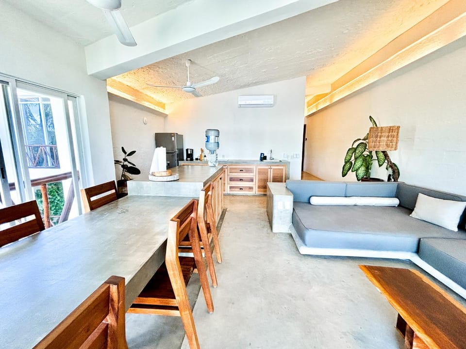 Kitchen or kitchenette, Living room, Dining area