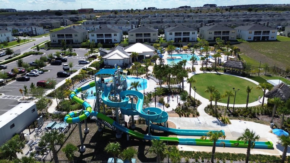 Aqua park, Swimming pool