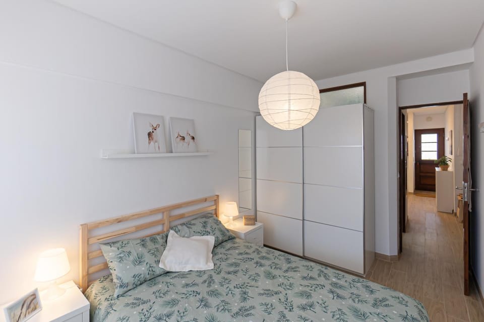 Bed, Bedroom, wardrobe