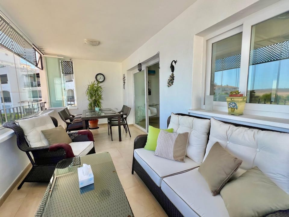 Balcony/Terrace, Seating area, Dining area