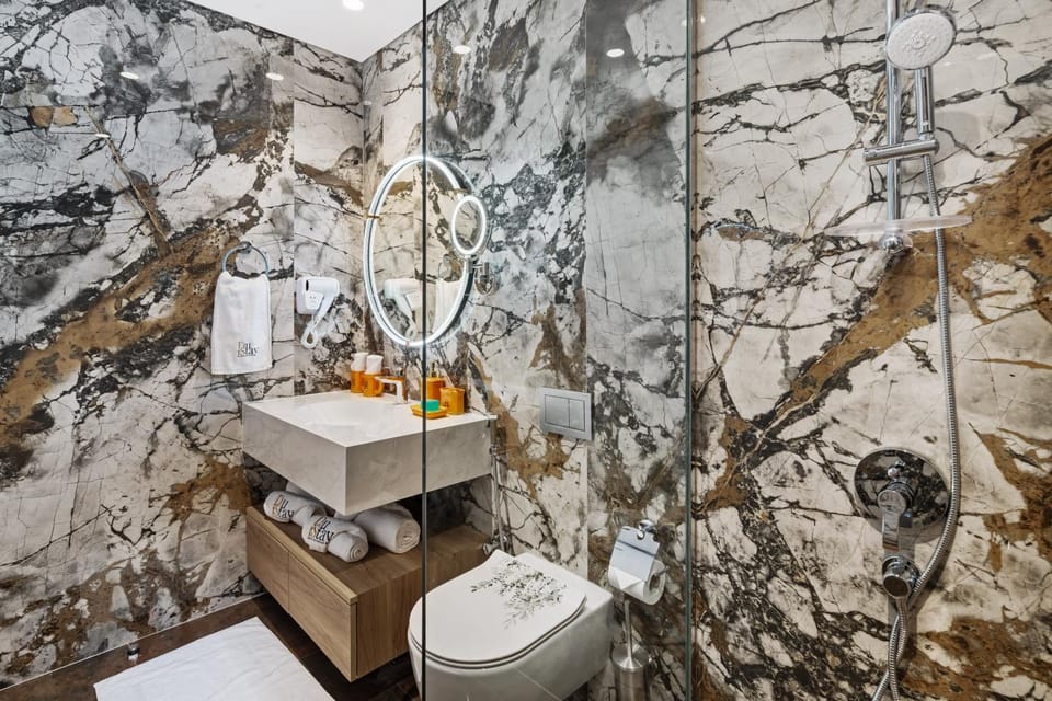 Shower, Toilet, Bathroom