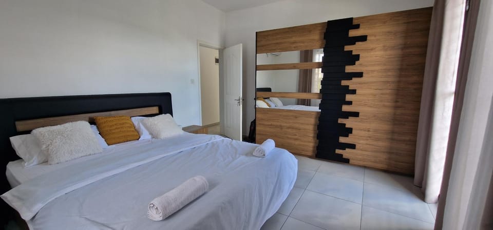 Bed, Photo of the whole room, Bedroom, towels, wardrobe