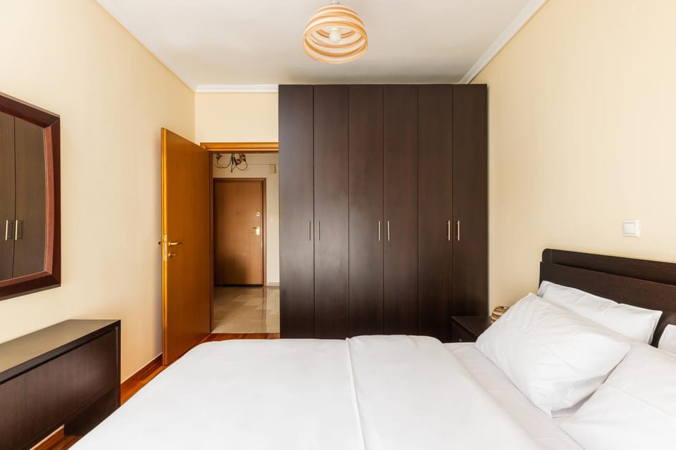 Bedroom, wardrobe