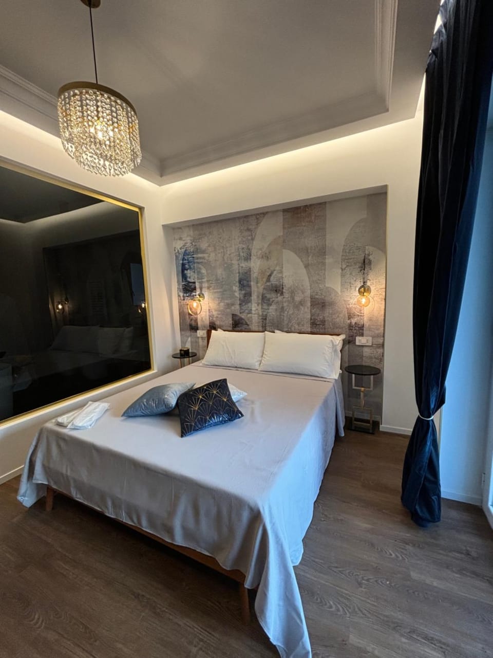 Atrium Regal Room Bed and Breakfast in Rome