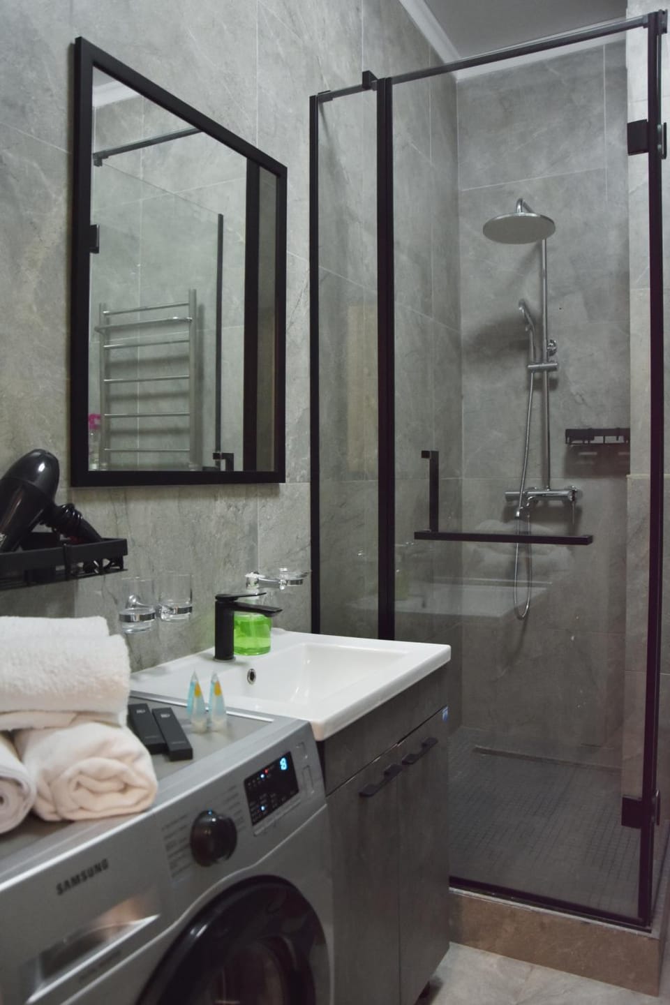 Shower, towels, towels