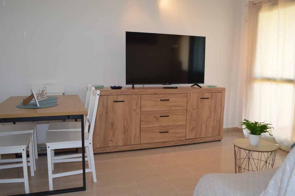 TV and multimedia, Dining area