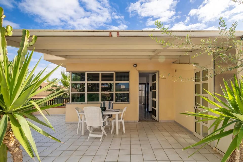 Balcony/Terrace, Dining area