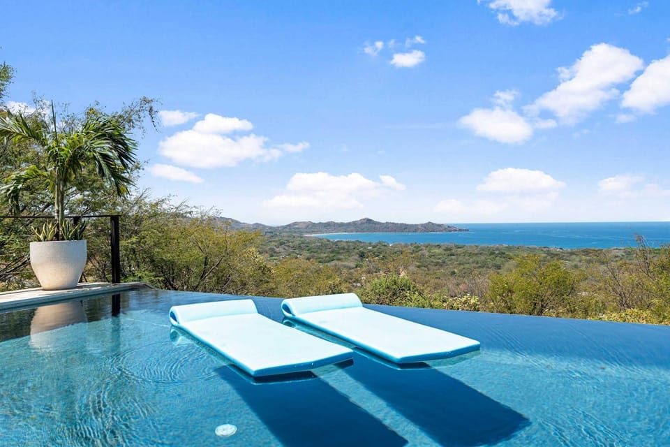 Natural landscape, Mountain view, Sea view, Swimming pool