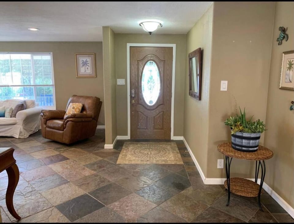Midtown Old Southwest Home With Pool! Vacation rental in Reno