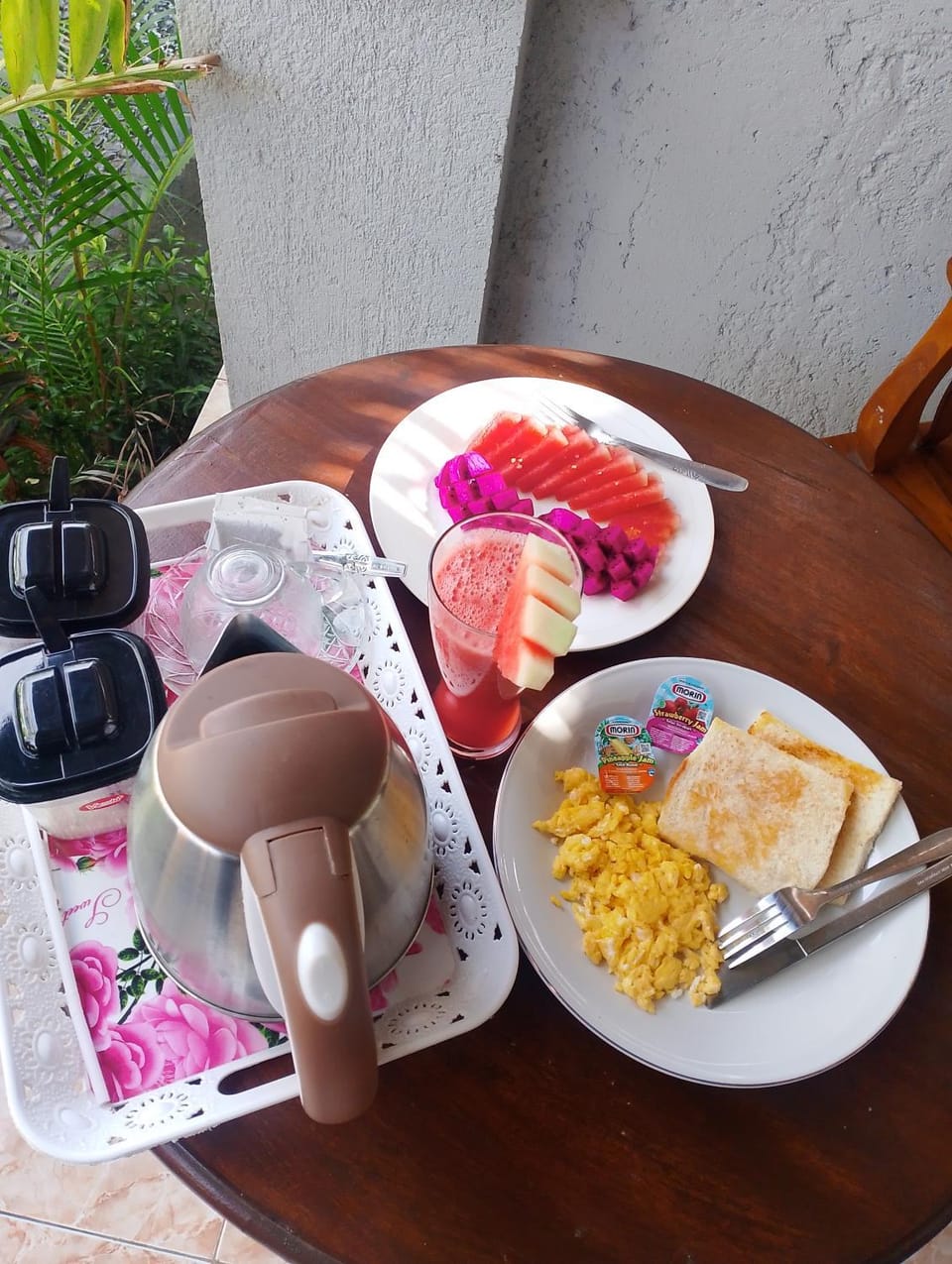 Julio Amed Guest House Bed and Breakfast in Abang