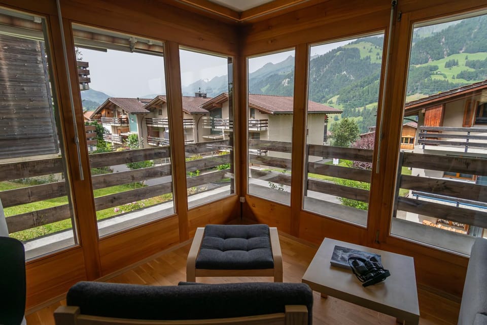 Balcony/Terrace, Living room, Seating area, Mountain view
