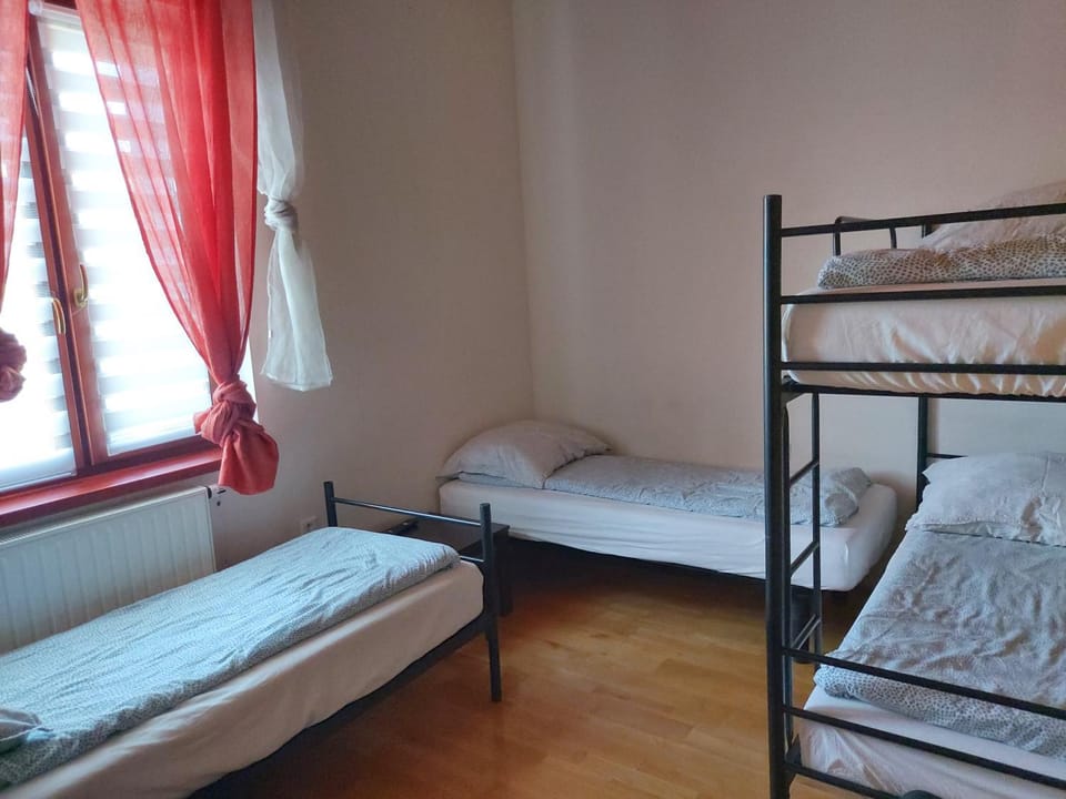 Eko Dworek apartamenty 1,5 km od Energylandii Apartment in Lesser Poland Voivodeship