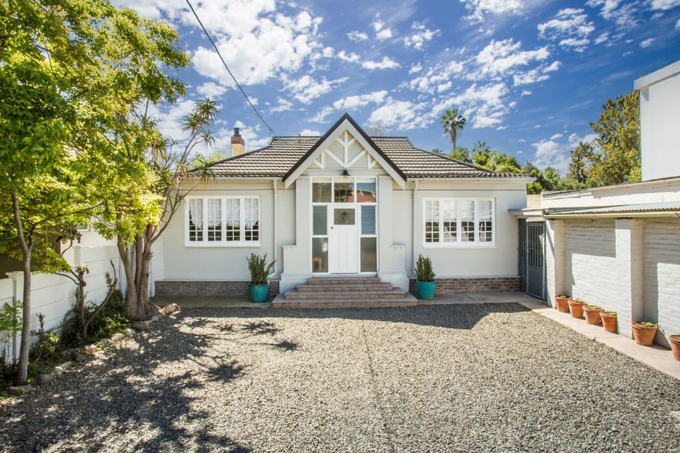 Property building, Street view