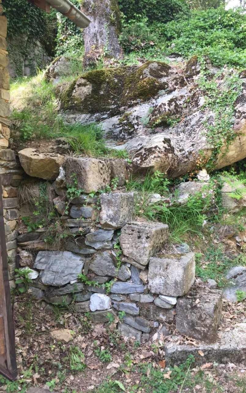 Insolite bergerie dans la forêt Campground/ 
RV Resort in Occitanie