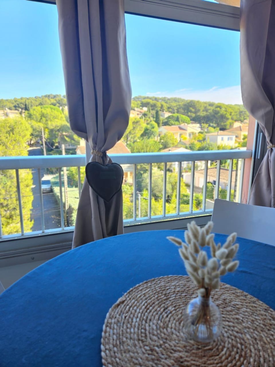 Natural landscape, View (from property/room), Dining area