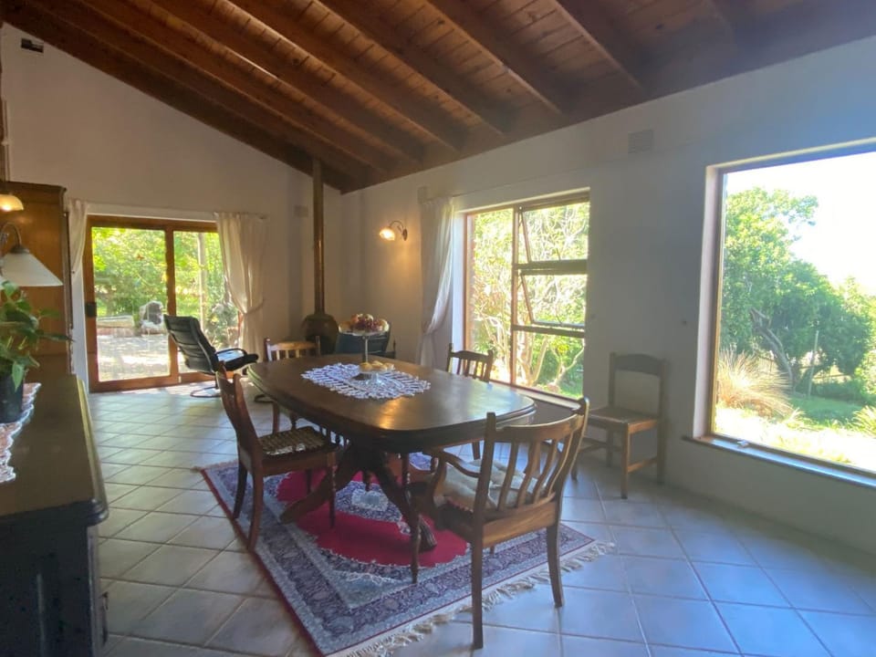 Day, View (from property/room), Seating area, Dining area