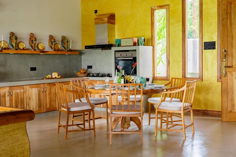 Kitchen or kitchenette, Living room, Dining area, stove