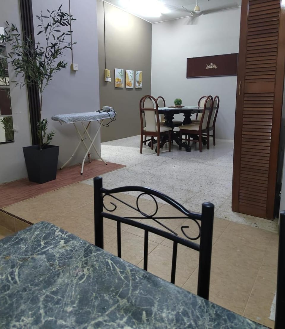 Fidfood Kangar Homestay House in Kedah