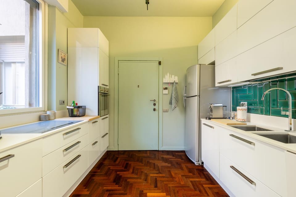 Kitchen or kitchenette, kitchen