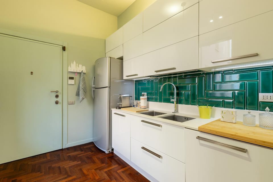 Kitchen or kitchenette, kitchen