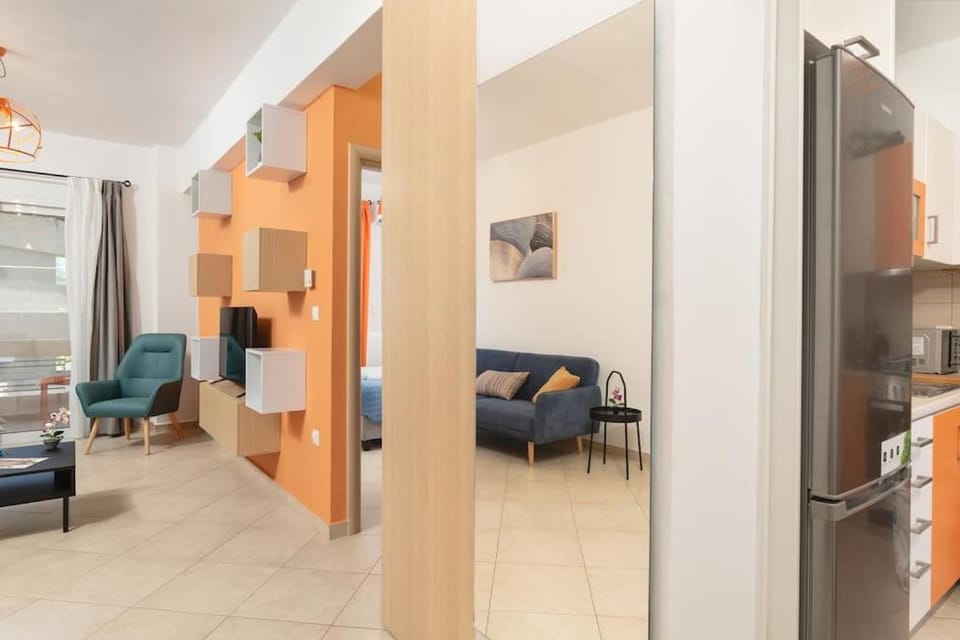 Kitchen or kitchenette, Living room, Seating area, air conditioner