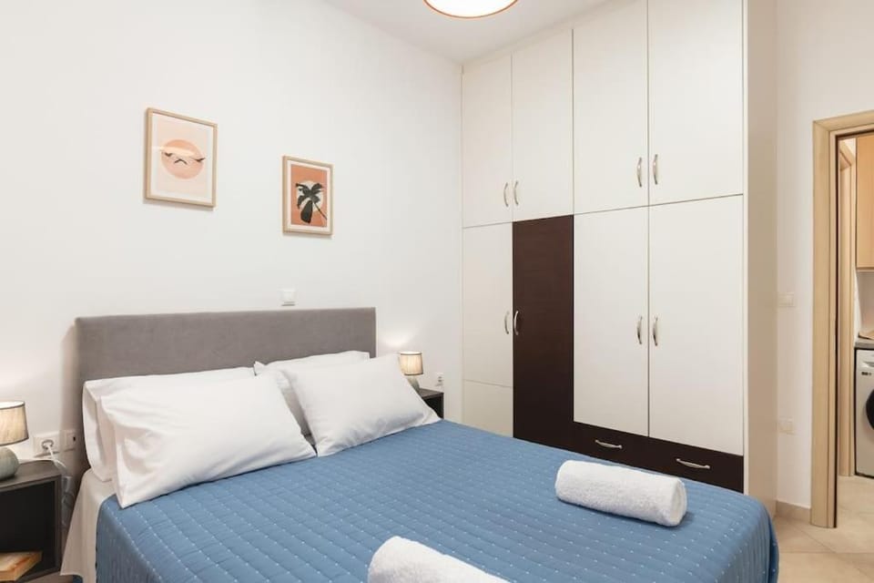 Bed, Bedroom, wardrobe