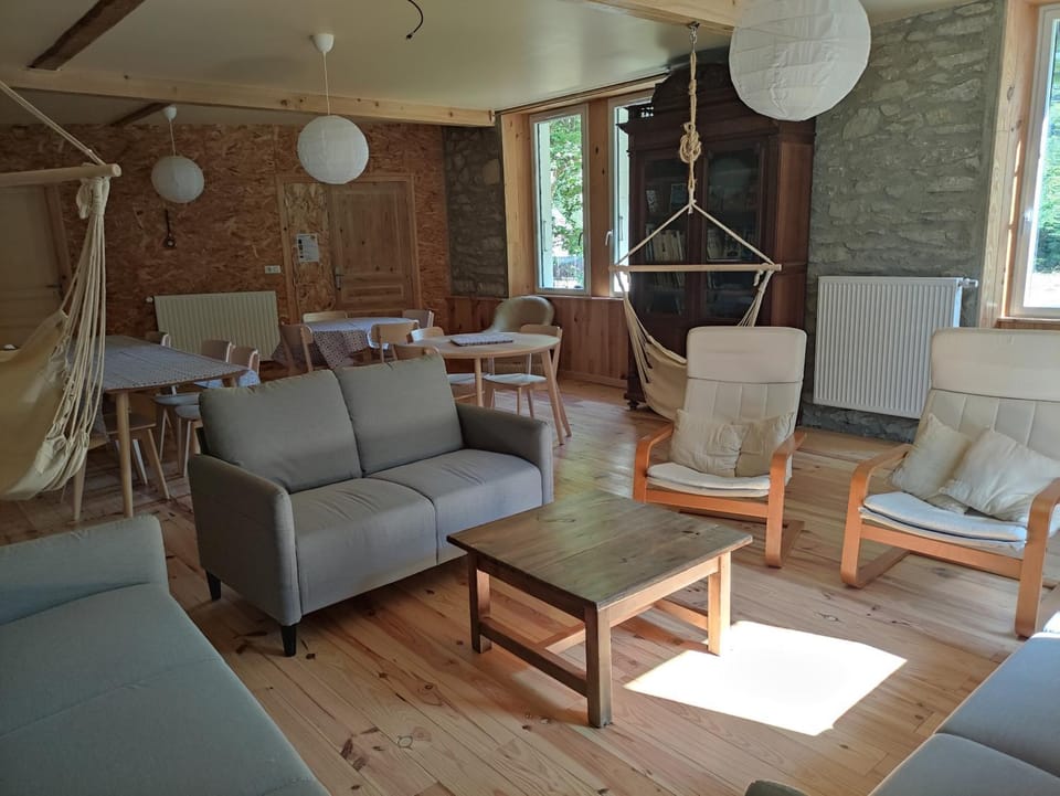 Chambre Cèdre Bed and Breakfast in Aragon