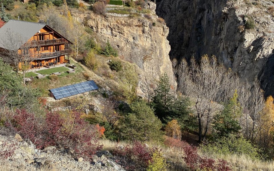 Property building, Natural landscape, Garden, Mountain view