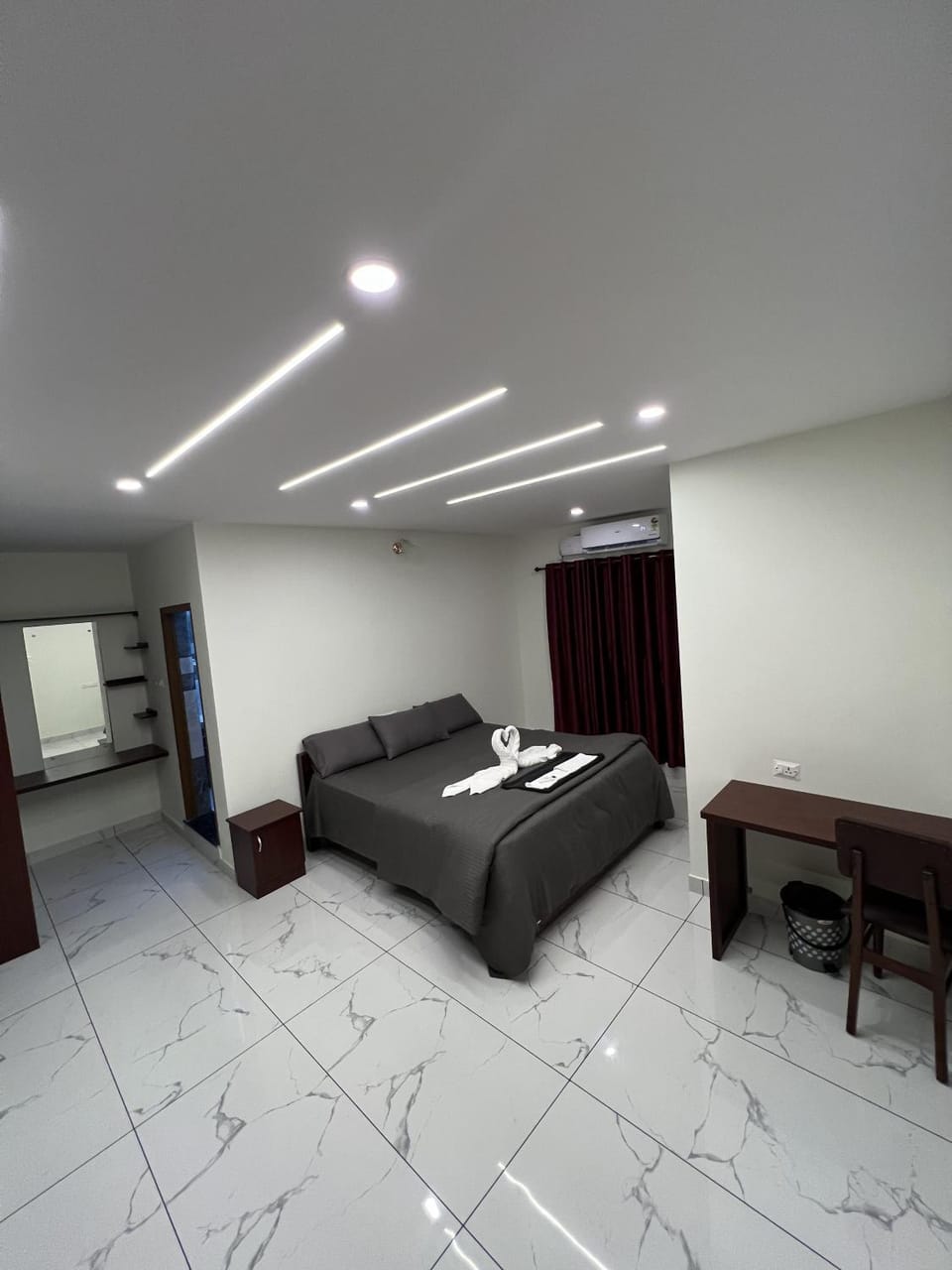 Bed, Photo of the whole room, Bedroom, furniture, wardrobe, washing machine, air conditioner