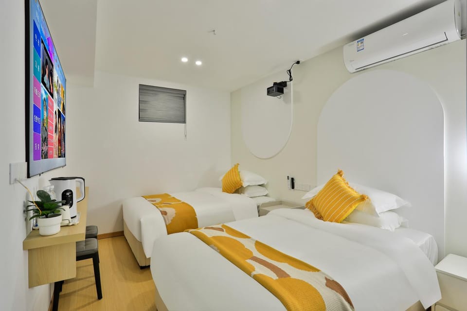 Bed, air conditioner