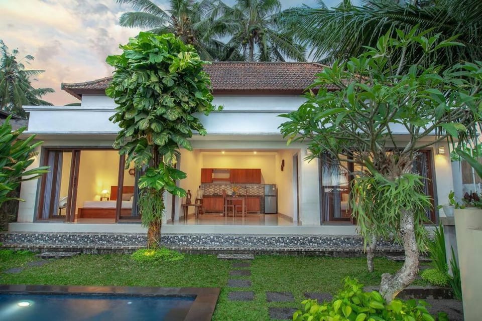 Property building, Garden, Garden view, Pool view