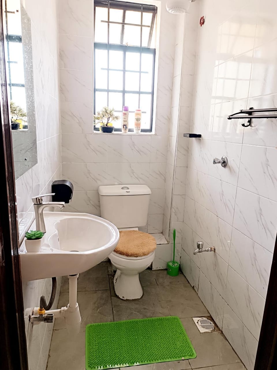 Pacho luxury homes Bed and Breakfast in Uganda