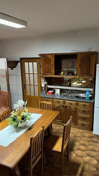 Food and drinks, Dining area, stove