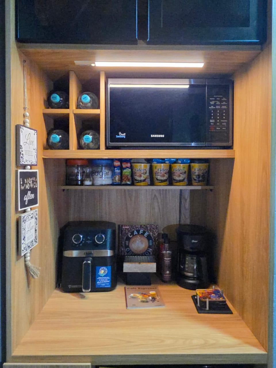 Coffee/tea facilities