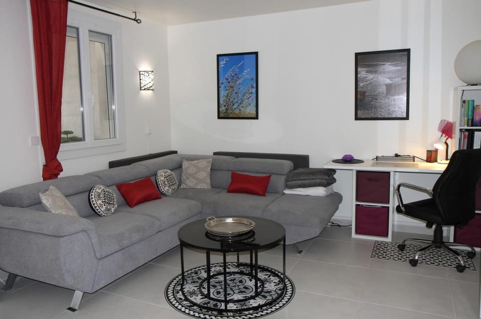 Seating area