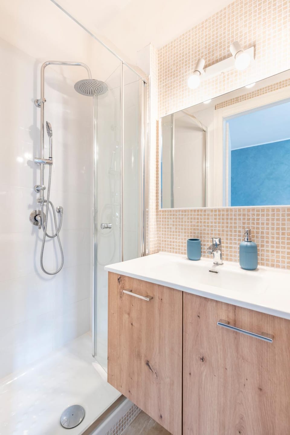 Shower, Bathroom